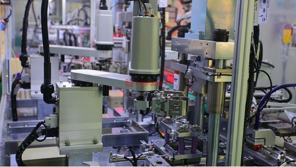 基于驅(qū)動電機自動化設(shè)備系統(tǒng)集成與優(yōu)化